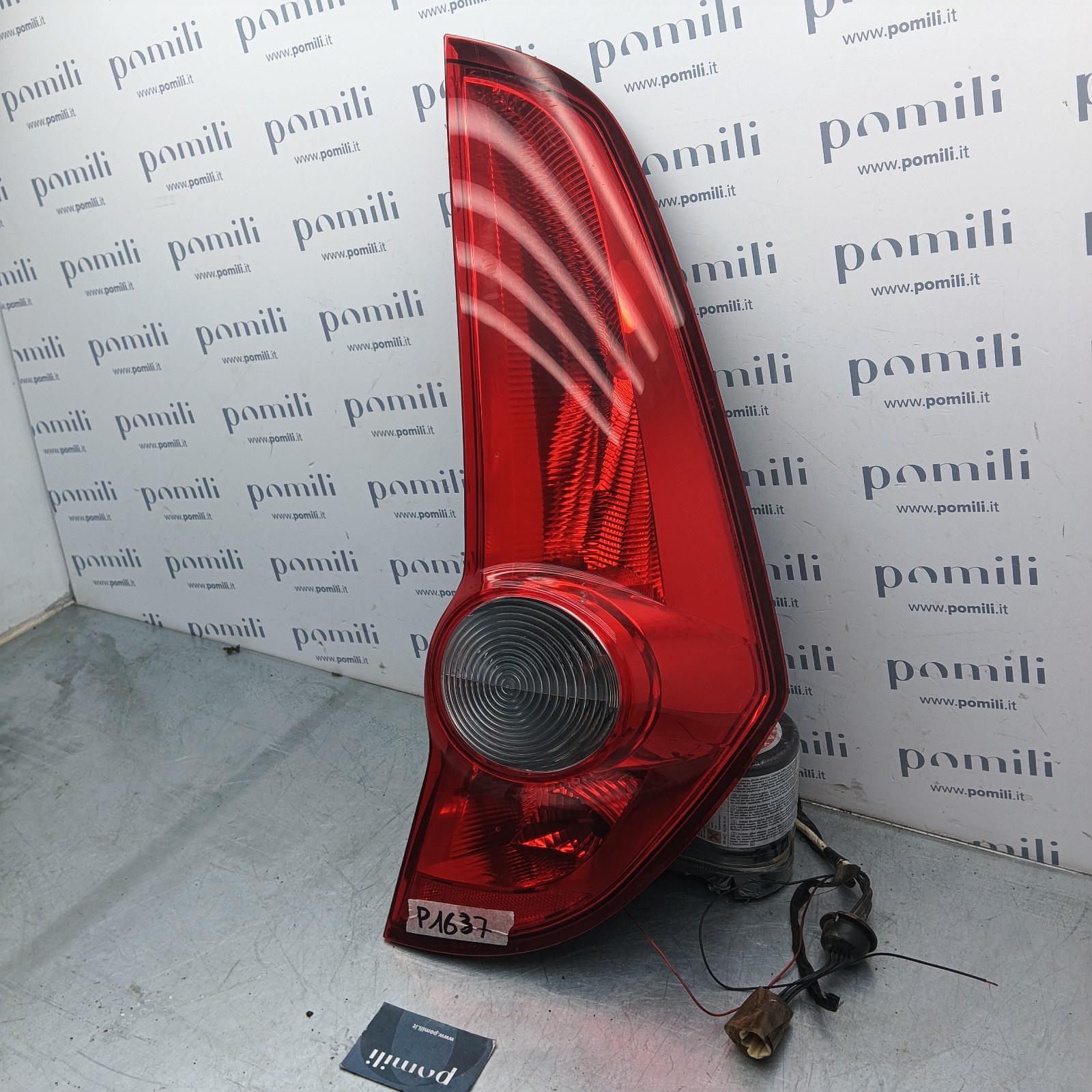 Pomili Fanaleria Opel Agila B 89071609 fanale posteriore destro usato