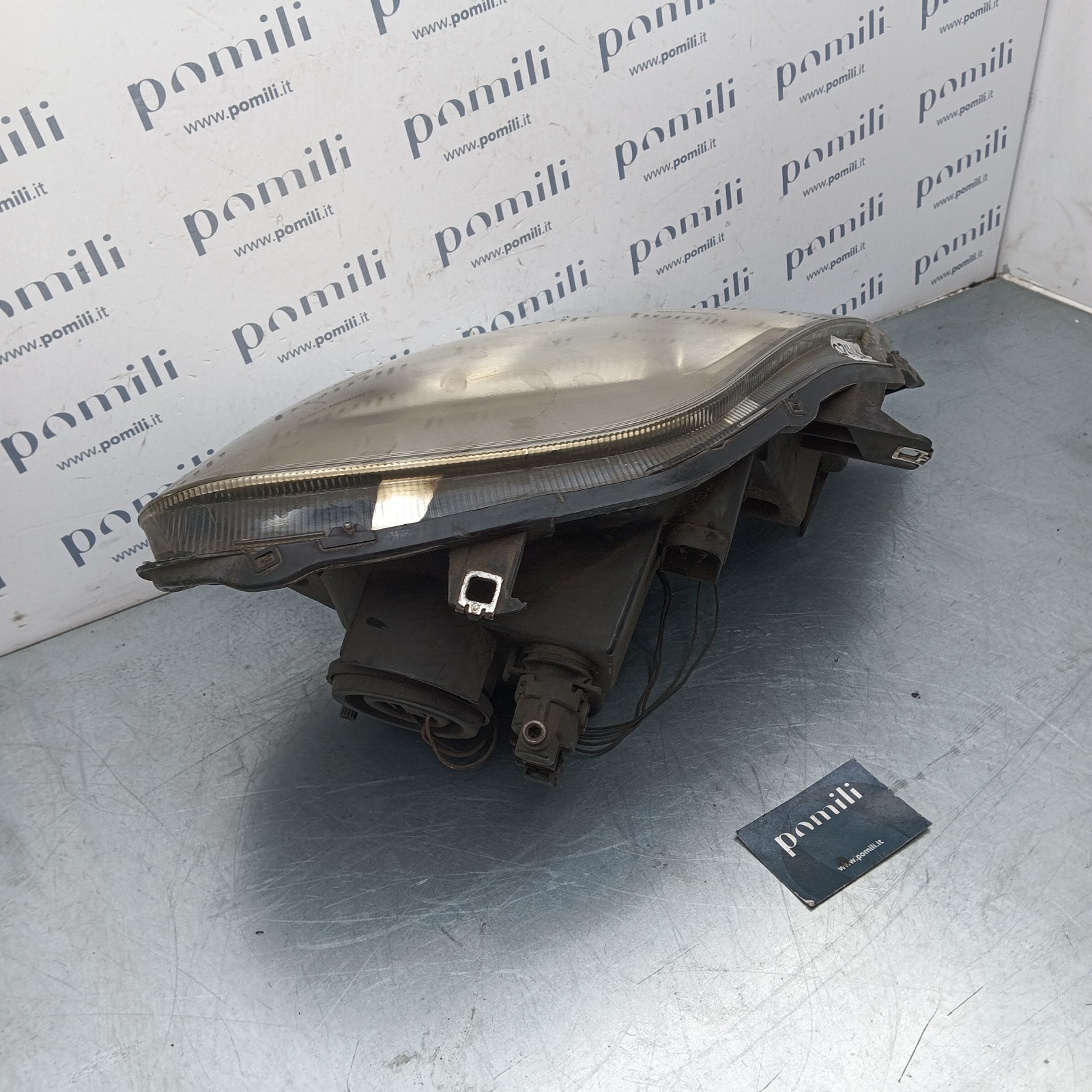 Pomili Fanaleria Trafic II/Vivaro A/Primastar faro anteriore sinistro 93859829