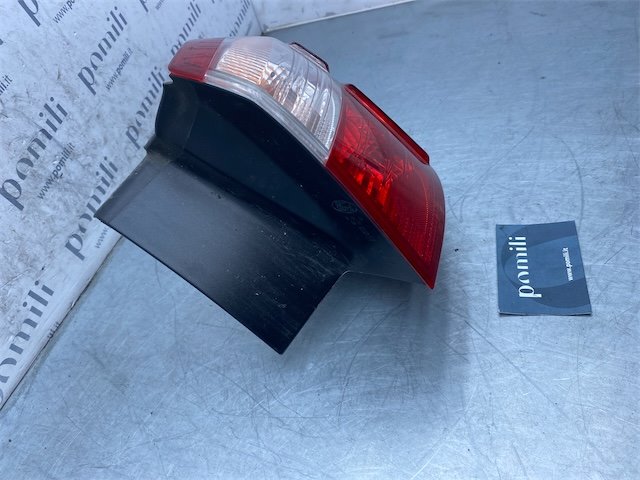 Pomili Fanaleria Fanale posteriore esterno destro Ford Focus CB8