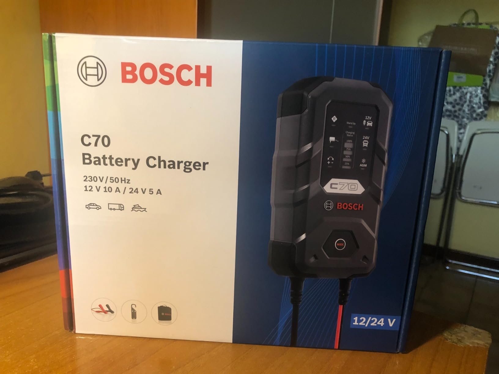 Bosch HCP Caricabatterie e avviatori C70 10 A 12/24 V per batterie AGM