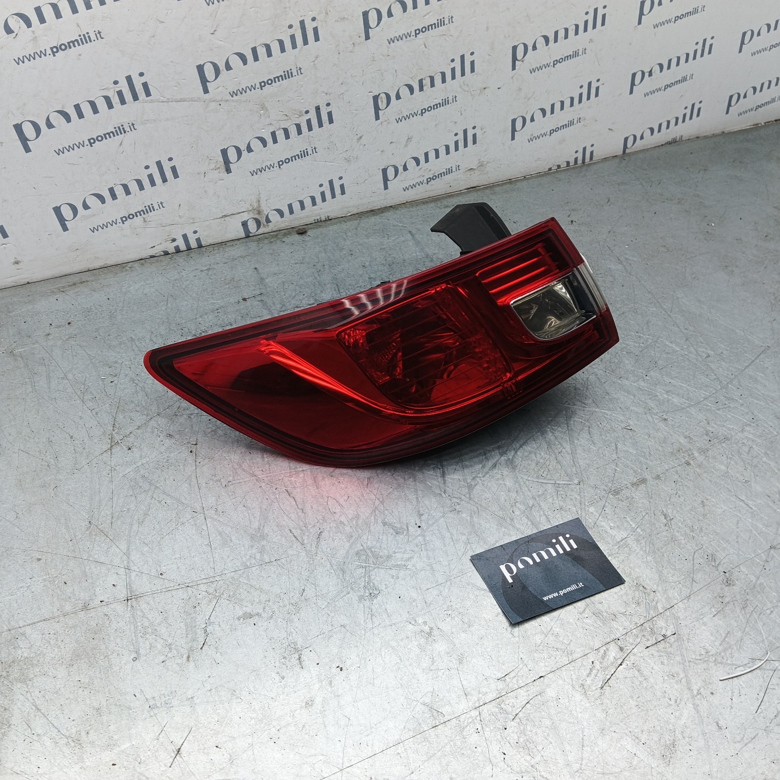 Pomili Fanaleria Fanale posteriore sinistro Renault Clio IV 265554091R usato