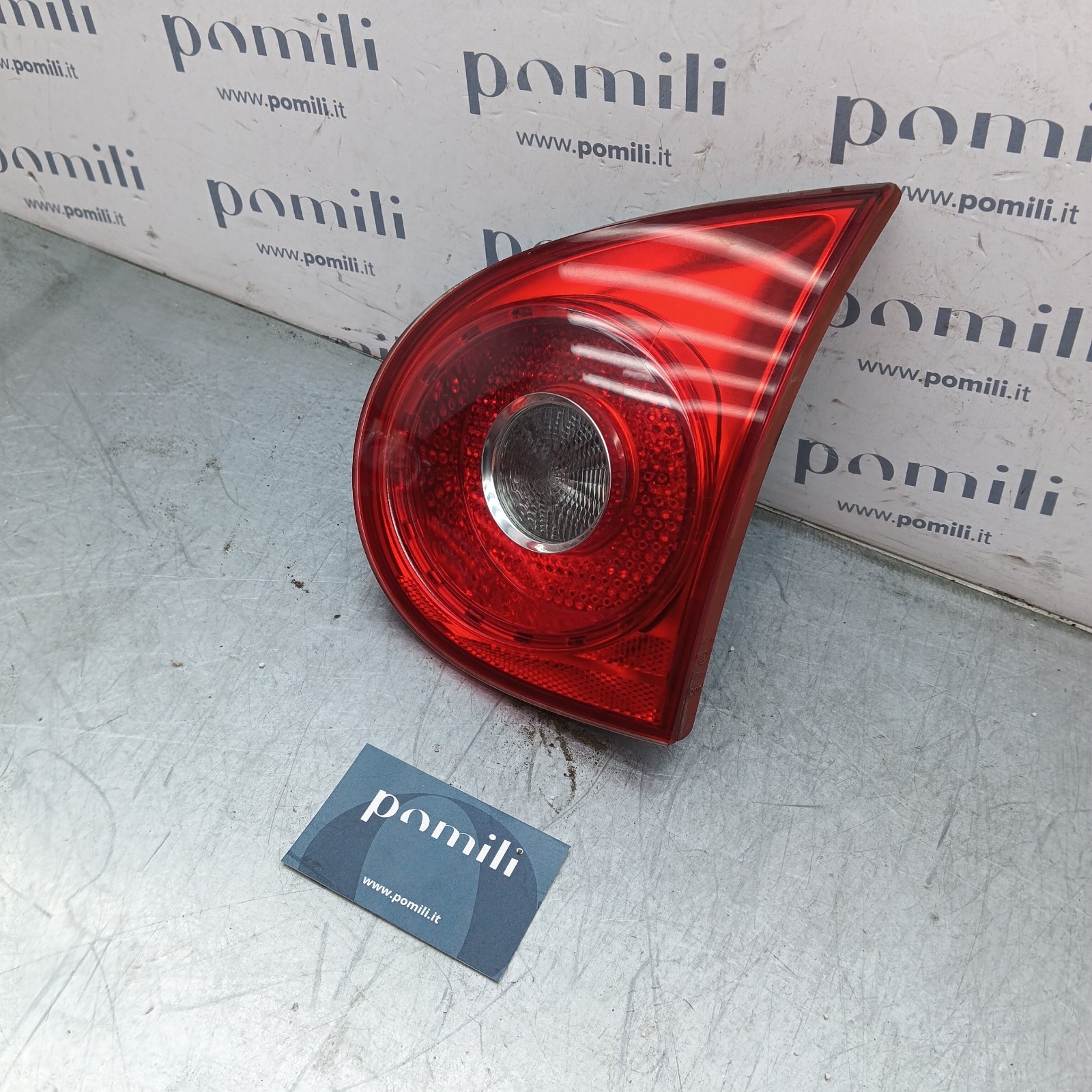 Pomili Fanaleria Fanale posteriore destro portellone Volkswagen Golf V 89031783 usato