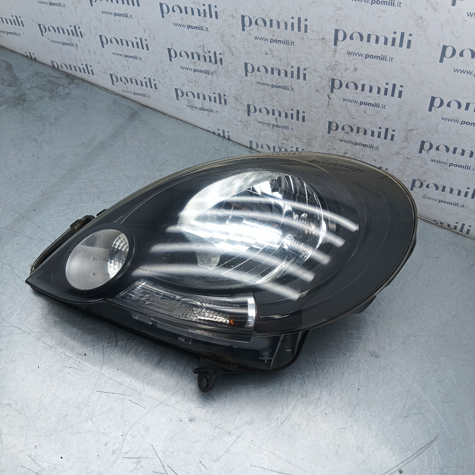 Pomili Fanaleria Faro anteriore Renault Kangoo II 7701068181 sinistro usato