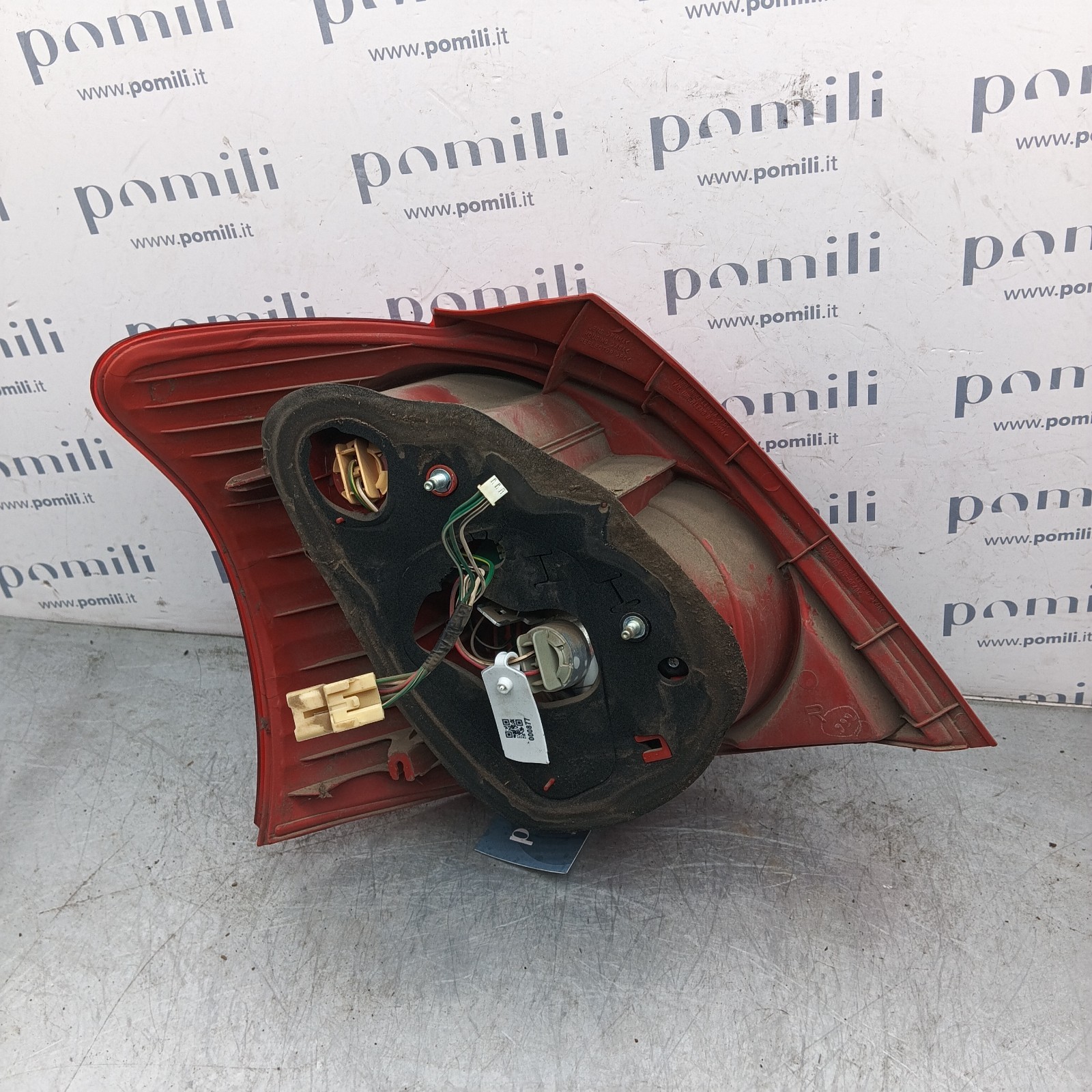Pomili Fanaleria Toyota Yaris Sport II fanale posteriore destro 81561-52500 usato