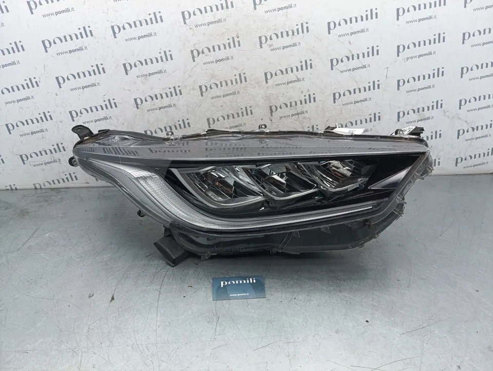 Pomili Fanaleria Faro anteriore destro LED Toyota Yaris 4 2020-2026 EUK0-8 usato