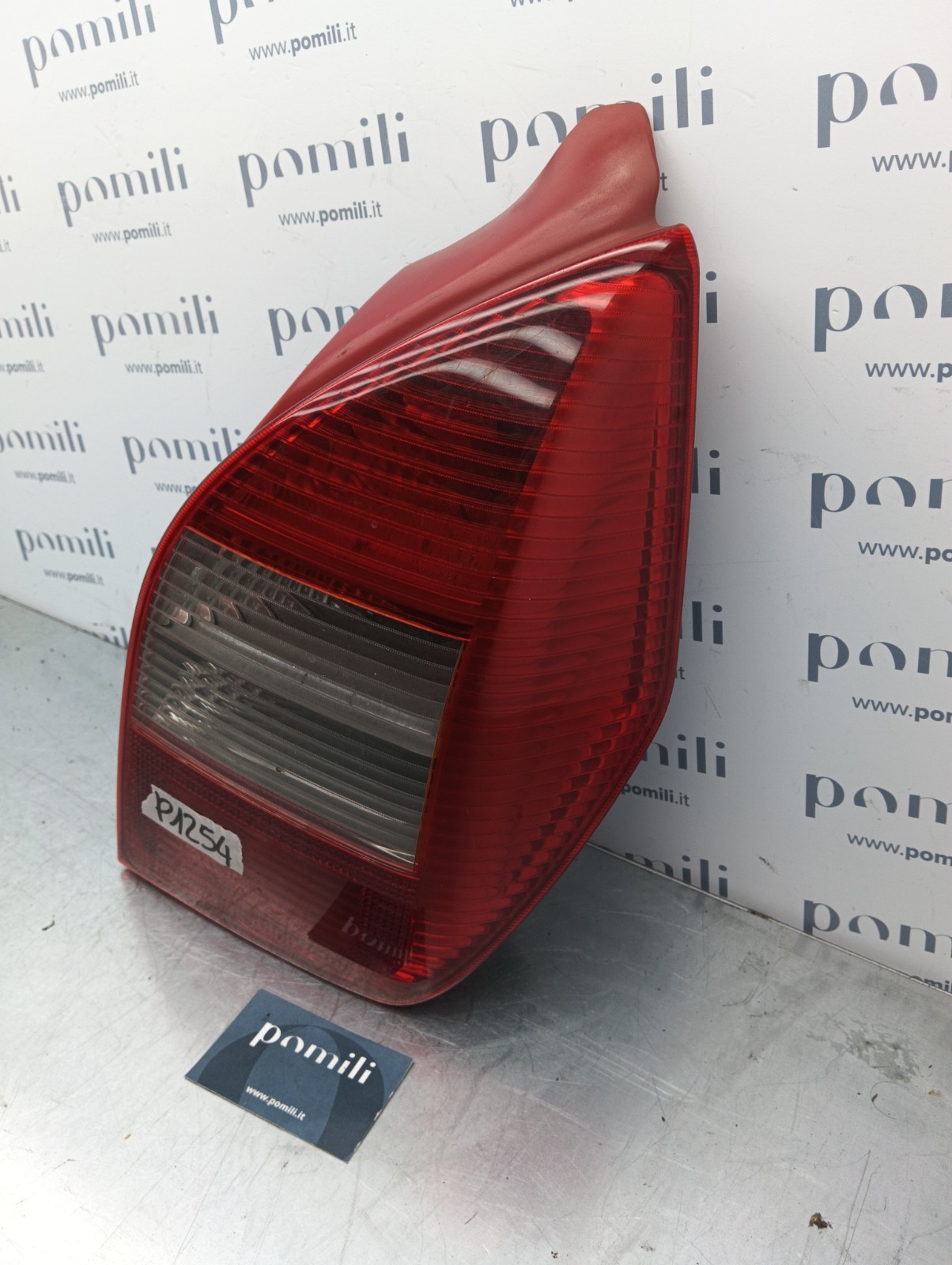 Pomili Fanaleria Citroen C2 Fanale posteriore destro 9680283680 usato