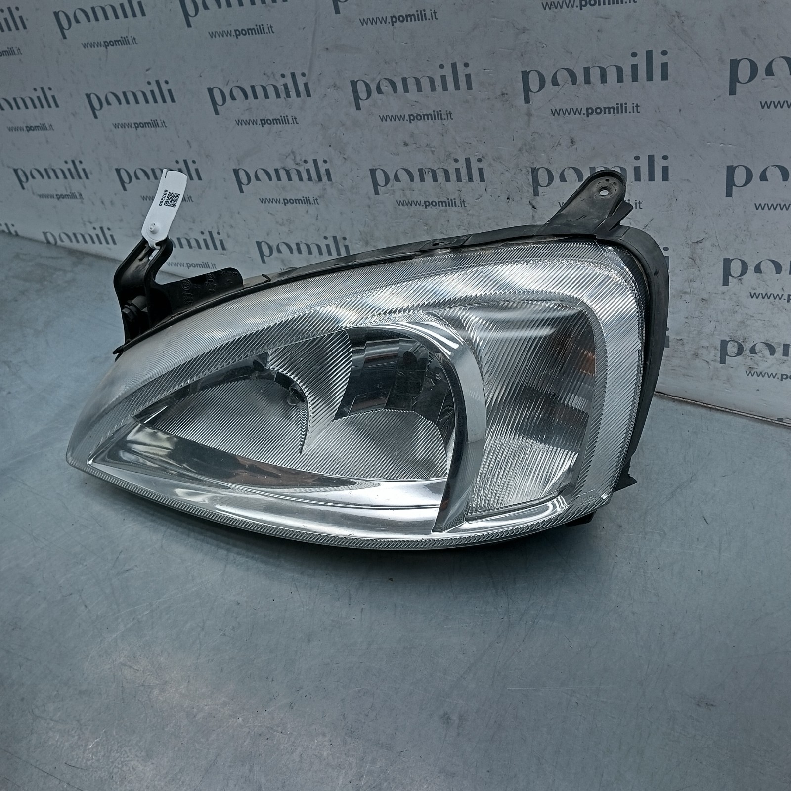 Pomili Fanaleria Faro anteriore sinistro Opel Corsa C 09114329 usato