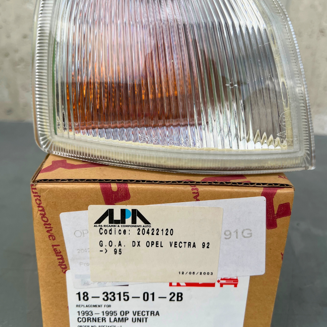 Sara Autoricambi Fanaleria Opel Vectra indicatore di direzione destro 183315012B