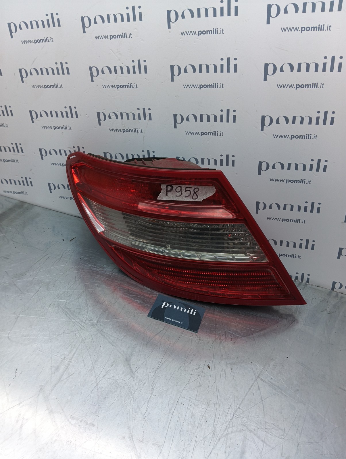 Pomili Fanaleria Mercedes C 300 2048200164 L fanale posteriore sinistro usato