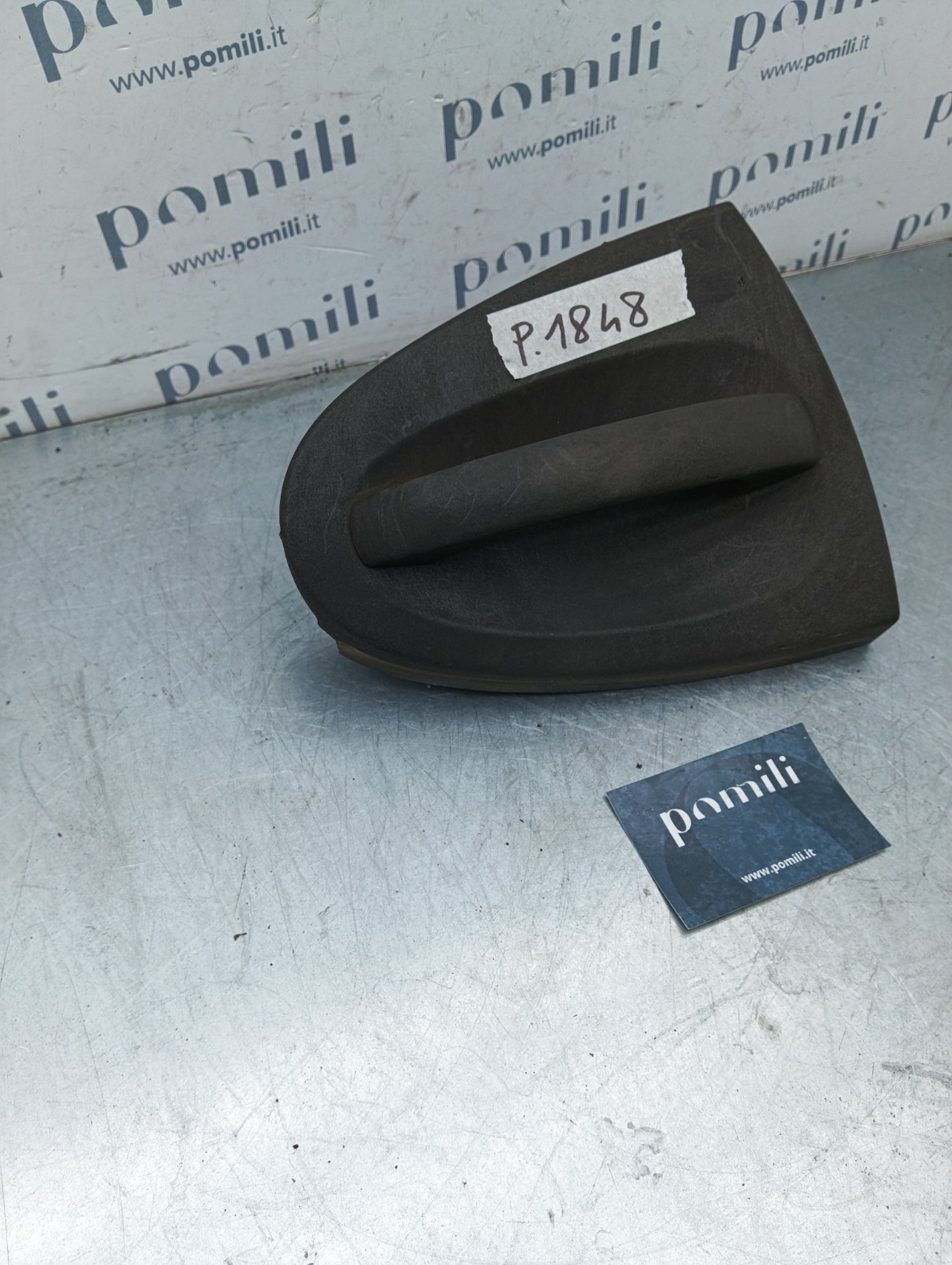 Pomili Lamierati esterni Maniglia esterna anteriore destra Smart Fortwo 451 A4517200275 usata