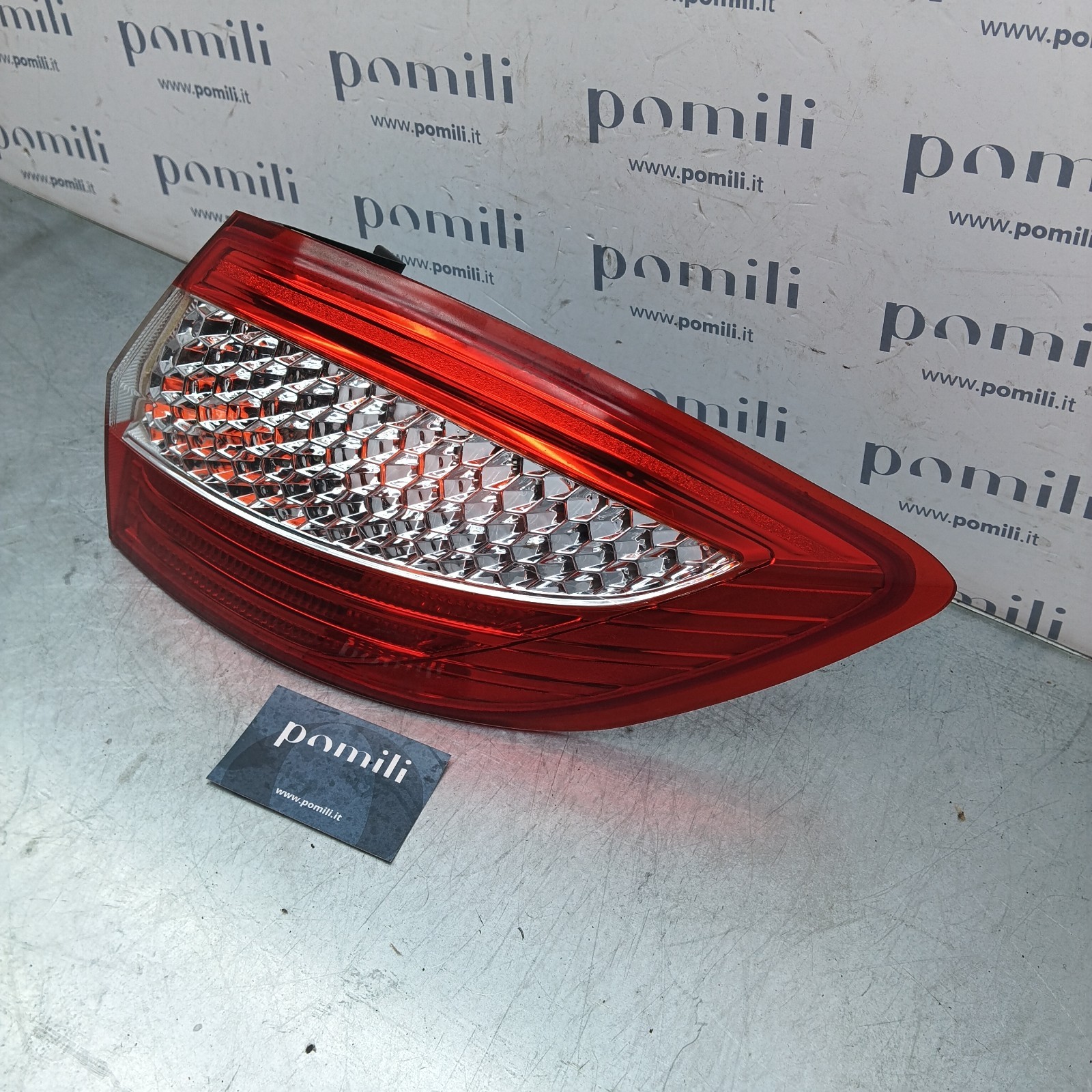 Pomili Fanaleria Ford Mondeo IV 11-B693B fanale posteriore destro usato