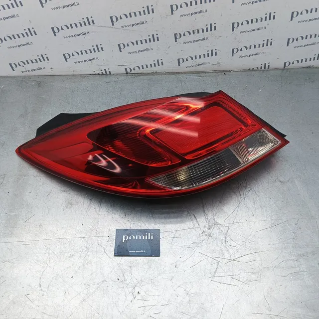 Pomili Fanaleria Opel Insignia A fanale posteriore sinistro usato