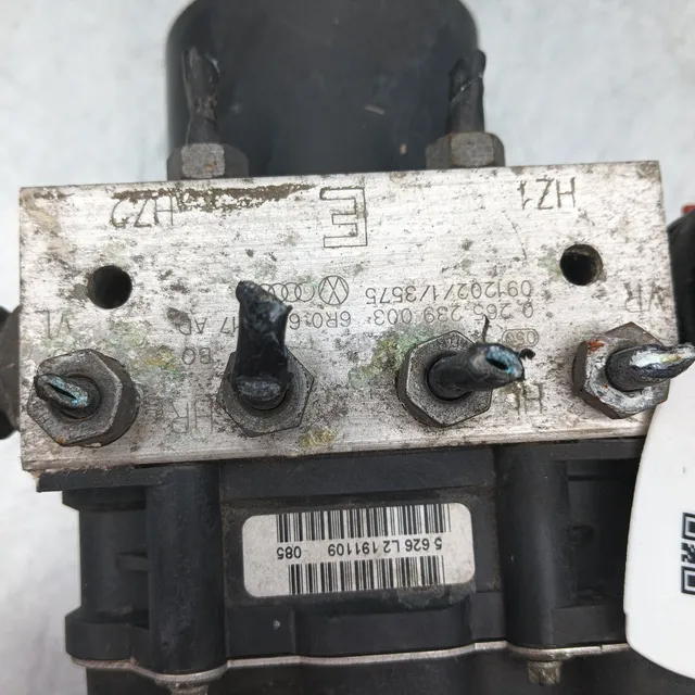 Pomili Freni e ricambi Pompa ABS gruppo Volkswagen/Seat/Skoda per Polo/Ibiza 6R0907379R pompa usata
