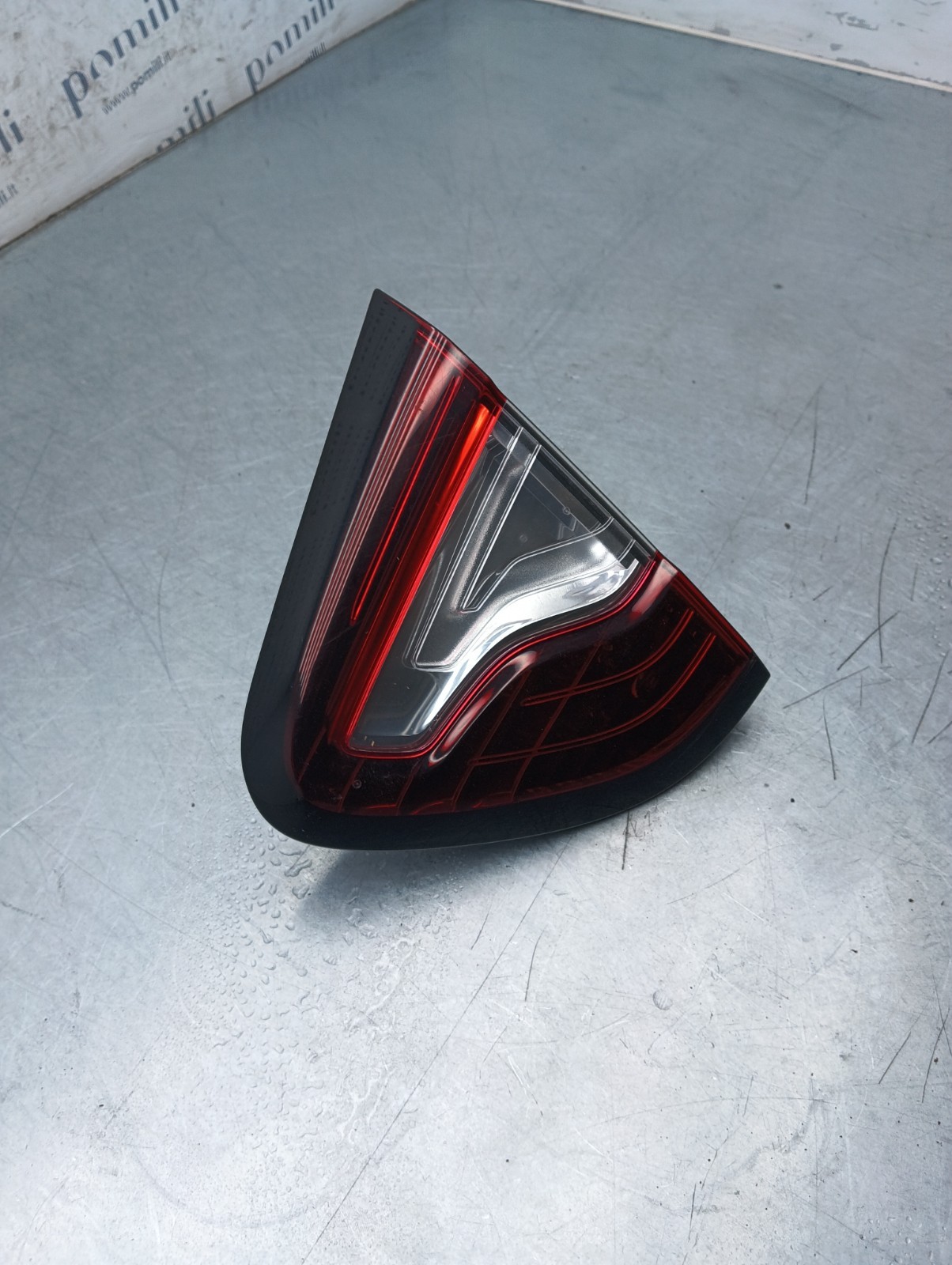Pomili Fanaleria Renault Captur fanale interno destro portellone usato