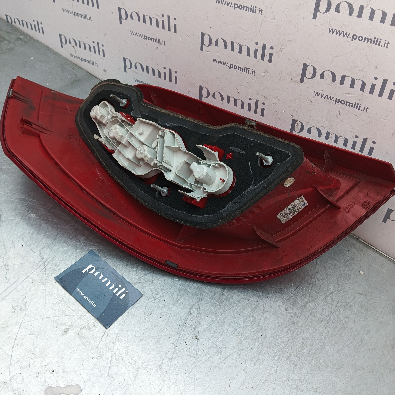 Pomili Fanaleria 89075862 fanale posteriore destro usato