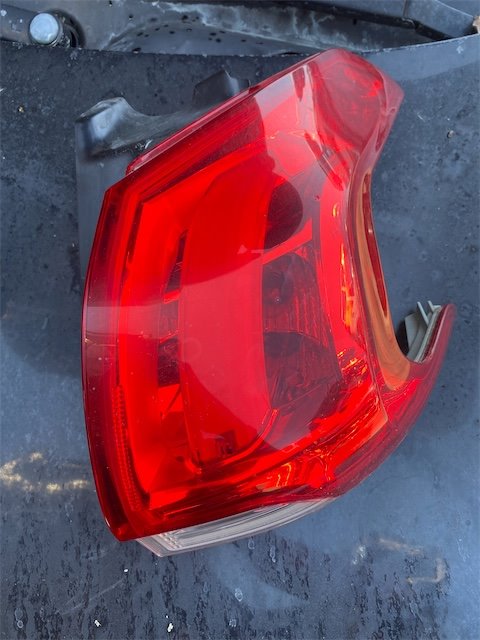 Pomili Fanaleria Peugeot 2008 fanale posteriore destro esterno