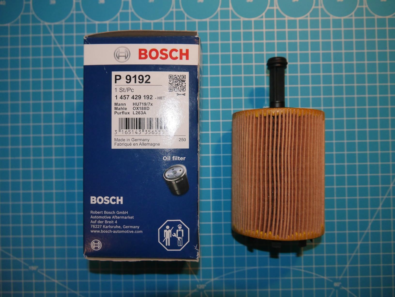 Bosch Filtri 1457429192 filtro olio motore 70,5 x 140,5 mm