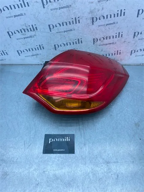 Pomili Fanaleria OPEL ASTRA (P10) fanale posteriore esterno destro