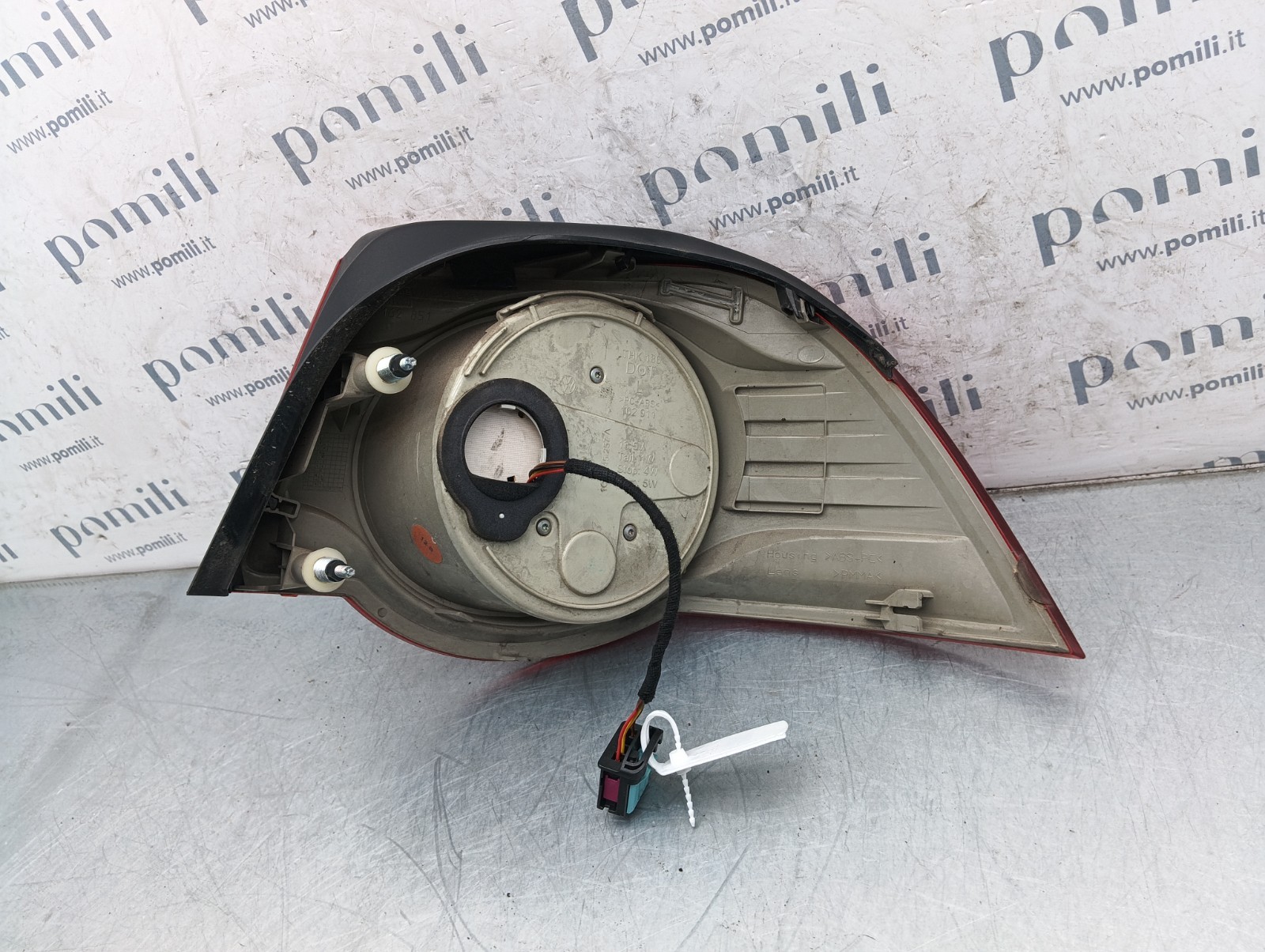 Pomili Fanaleria Volkswagen Eos fanale posteriore sinistro a LED 1Q0945257A usato