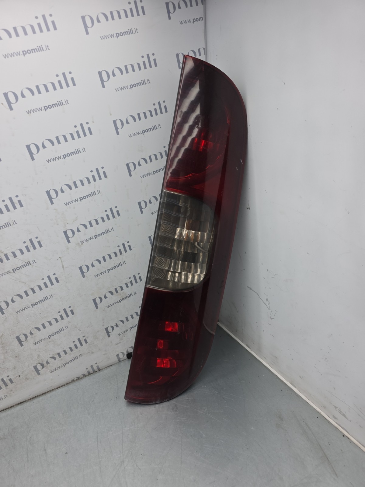 Pomili Fanaleria Fiat Doblò 20110748 fanale posteriore destro usato