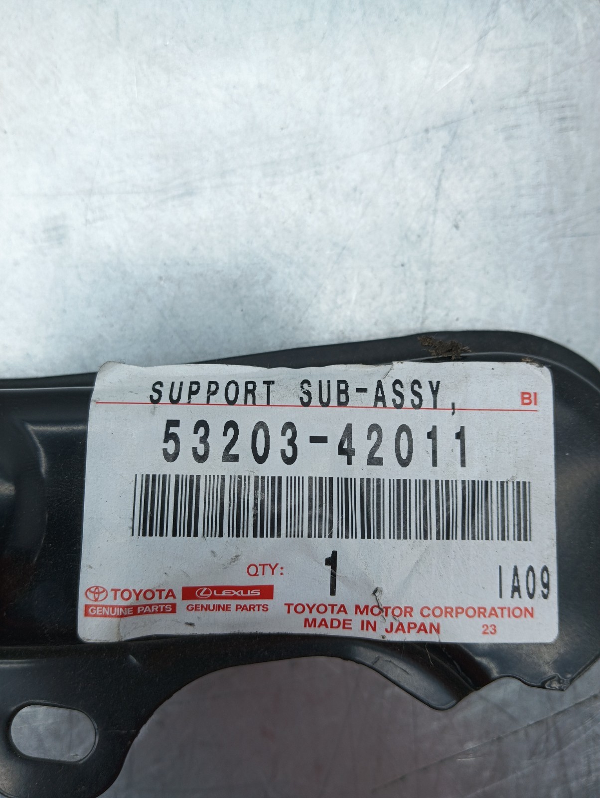 Pomili Motore e cambio con supporti Toyota RAV4 staffa supporto radiatore sinistra nuova