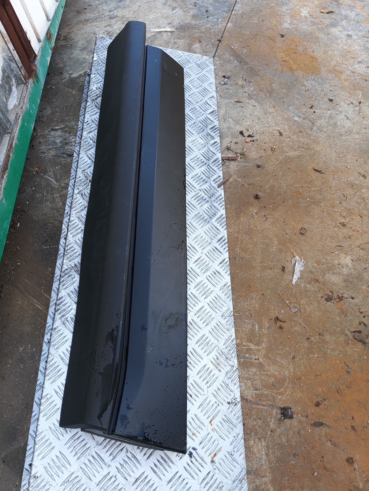 Pomili Lamierati esterni Ford Edge ST Line FT4B-R20306-DDW modanatura porta anteriore destra