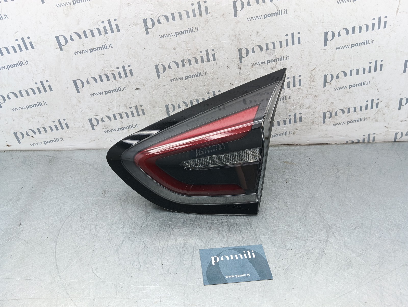 Pomili Fanaleria Ford Puma fanale posteriore destro portellone usato