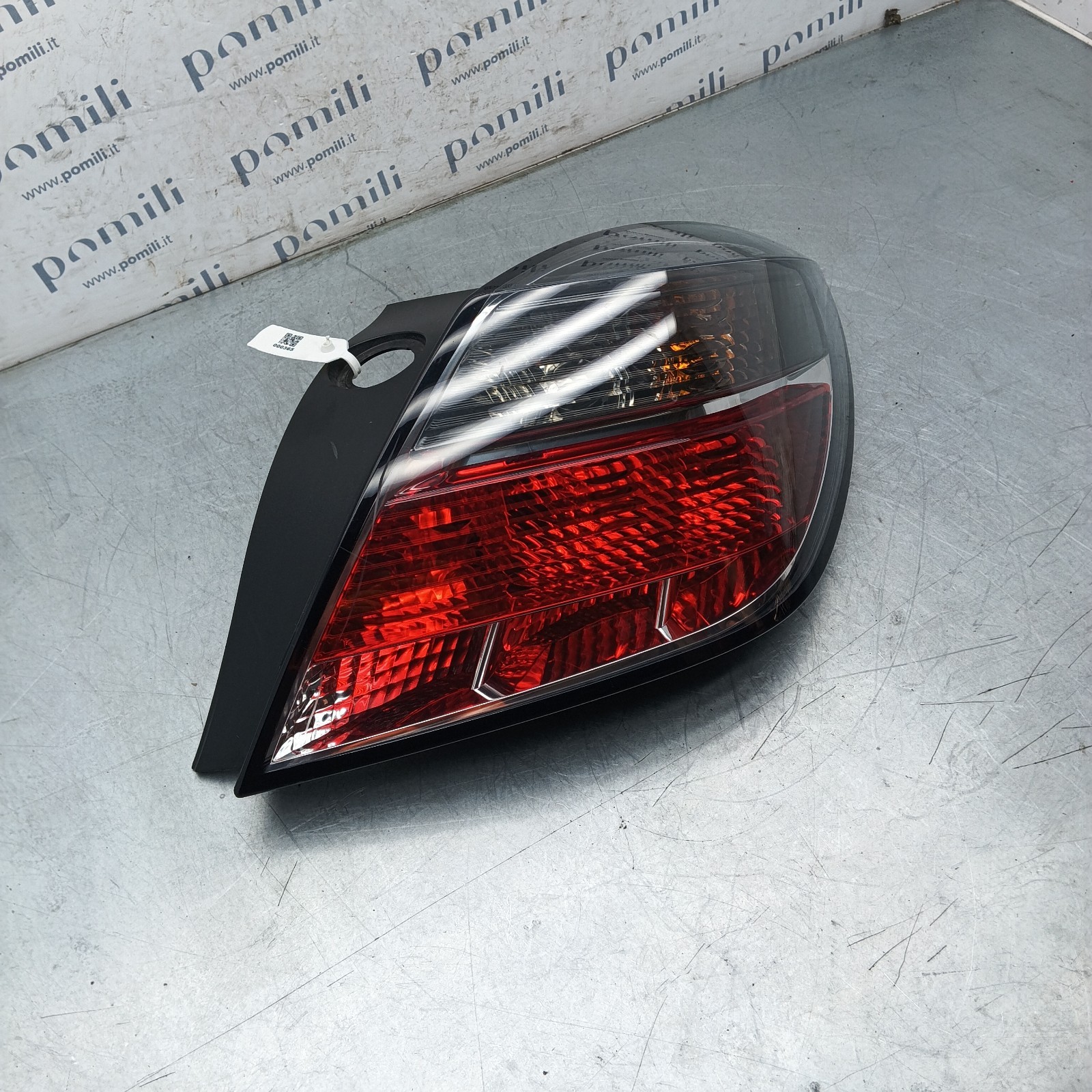 Pomili Fanaleria Opel Astra H GTC 3 porte fanale posteriore destro usato