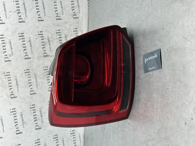Pomili Fanaleria STOP Volkswagen Polo 5ª serie 005681 fanale posteriore sinistro usato