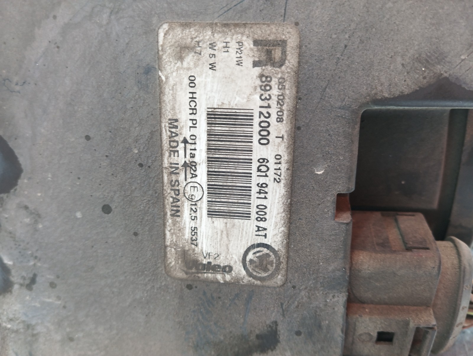 Pomili Fanaleria Faro anteriore destro Volkswagen Polo IV 6Q1941008AT usato