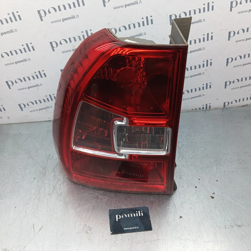 Pomili Fanaleria Kia SportAge II 92401-030 fanale posteriore sinistro usato