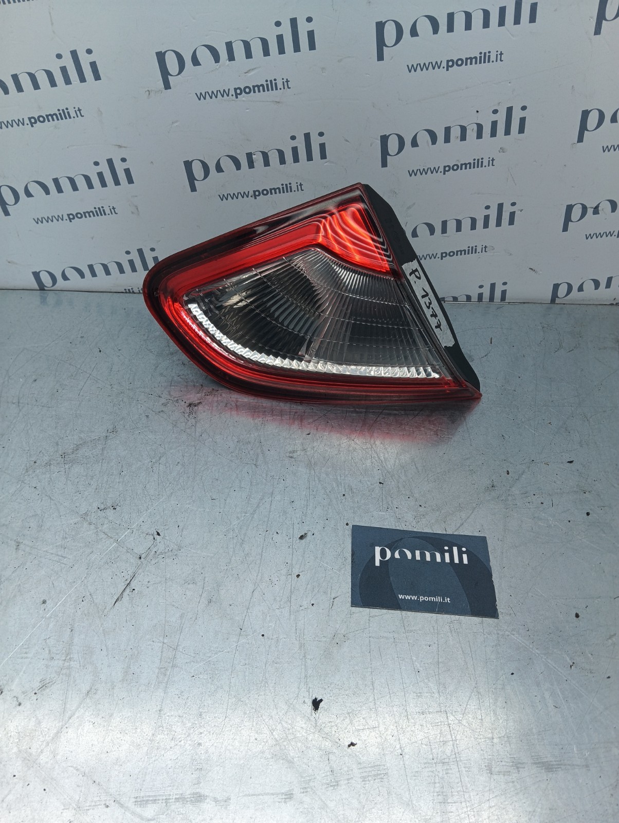 Pomili Fanaleria Nissan Qashqai I facelift 2010-13 fanale portellone sinistro usato