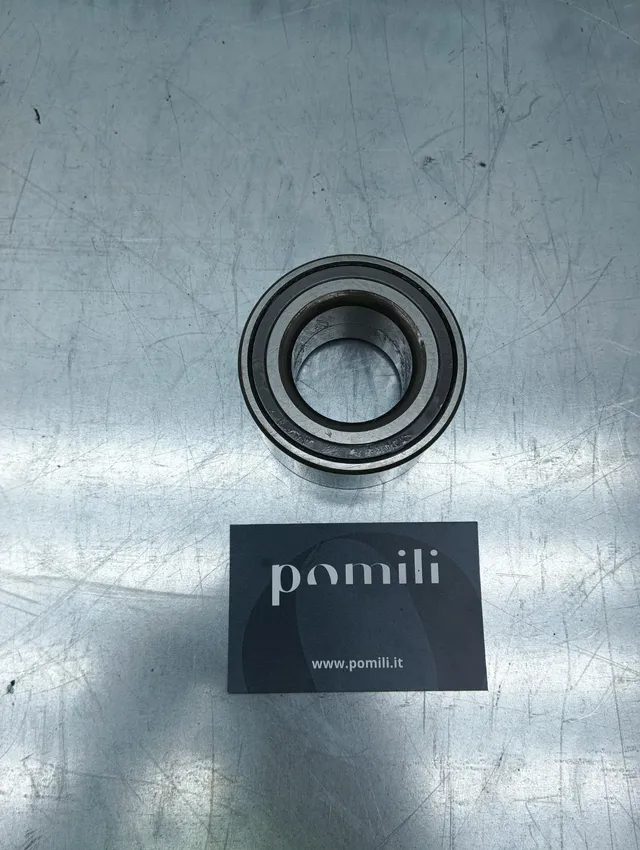 Pomili Sterzo e ammortizzatori Toyota Yaris 99-2005 cuscinetto ruota anteriore usato