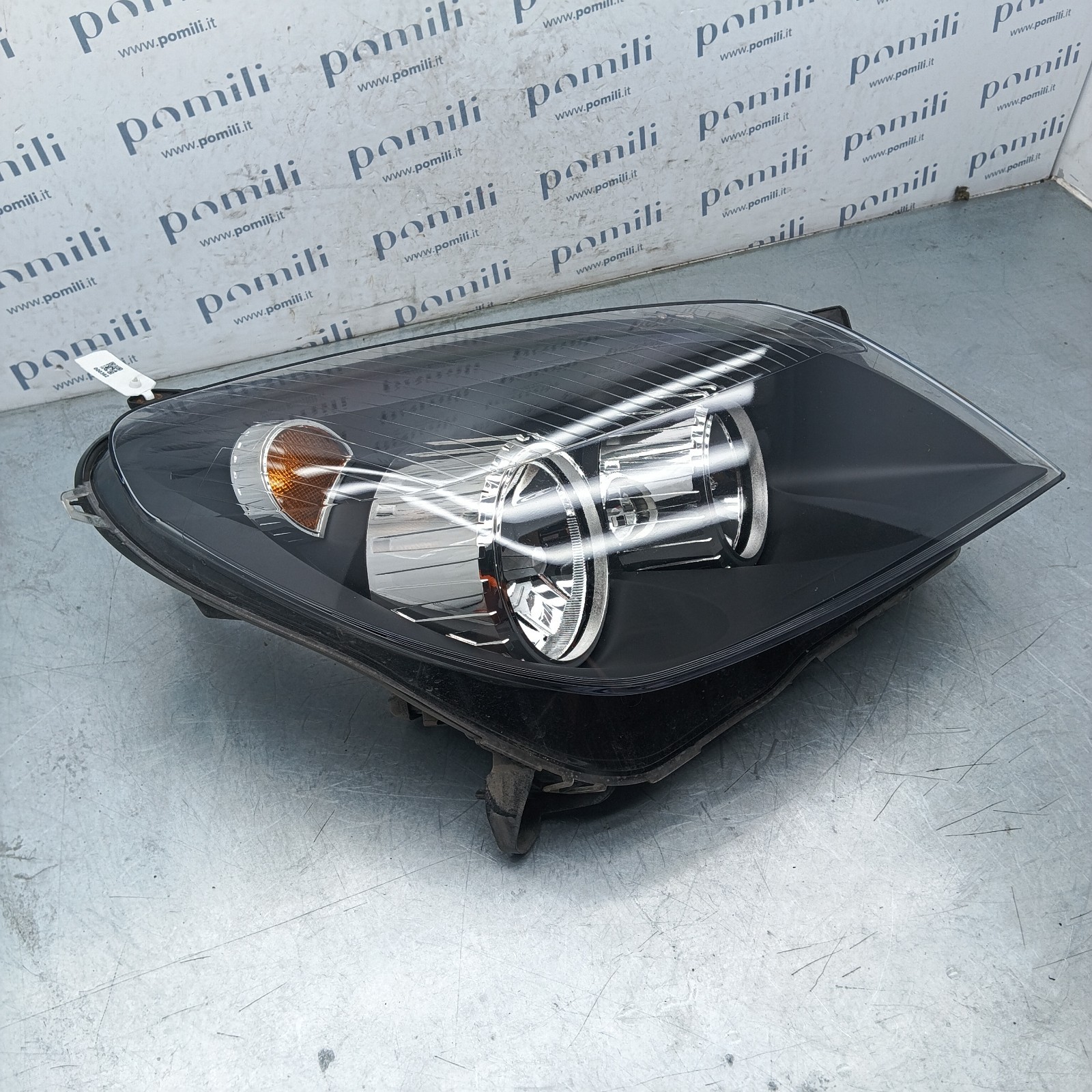 Pomili Fanaleria Opel Astra H faro anteriore destro usato OEM 24451033