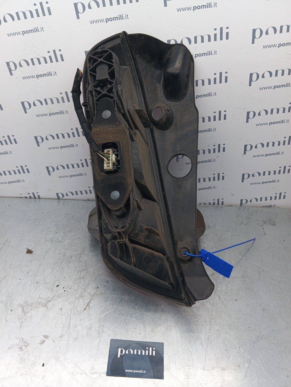 Pomili Fanaleria Lancia Y 1° serie fanale posteriore destro usato