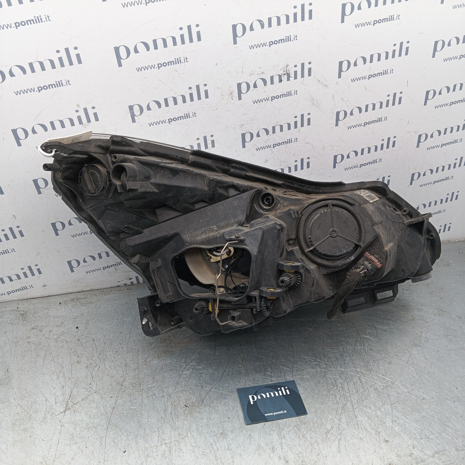 Opel Corsa D restyling 13446801 faro anteriore sinistro usato