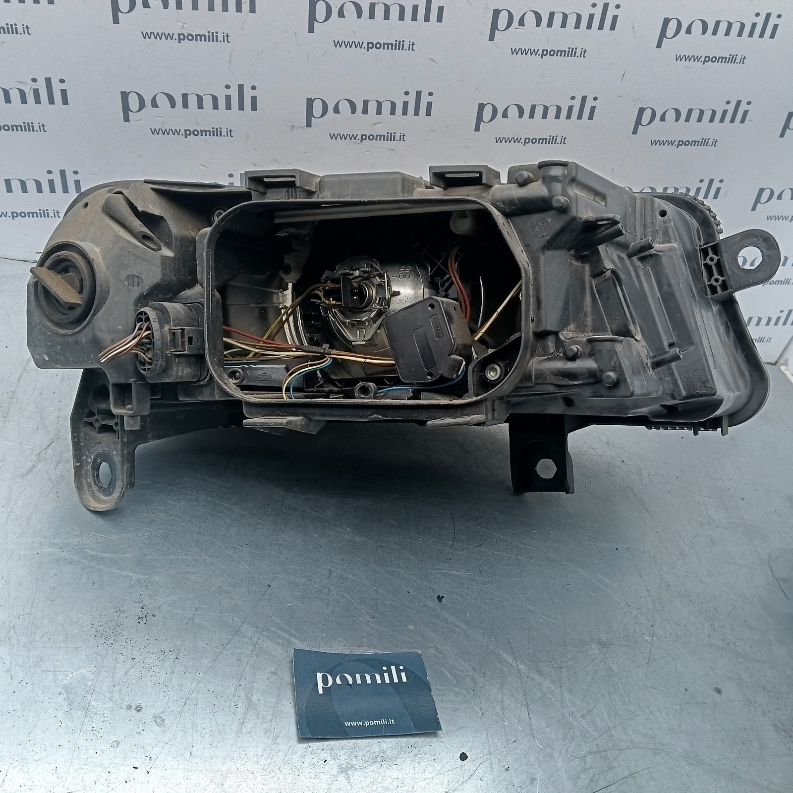 Pomili Fanaleria Audi A6 C6 2004-2011 fanale anteriore sinistro usato