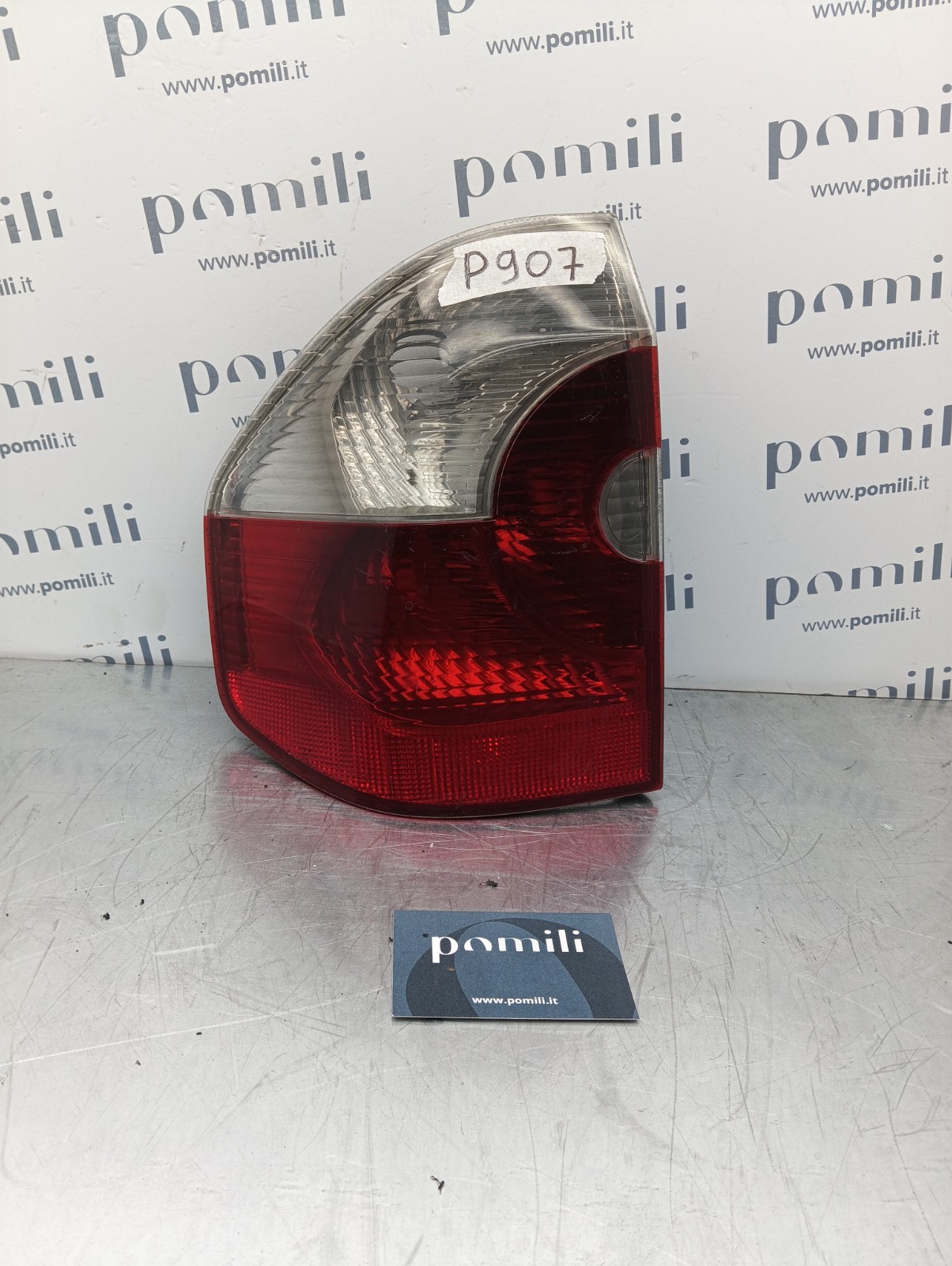 Pomili Fanaleria BMW X3 E83 fanale posteriore esterno destro 63216990170 usato