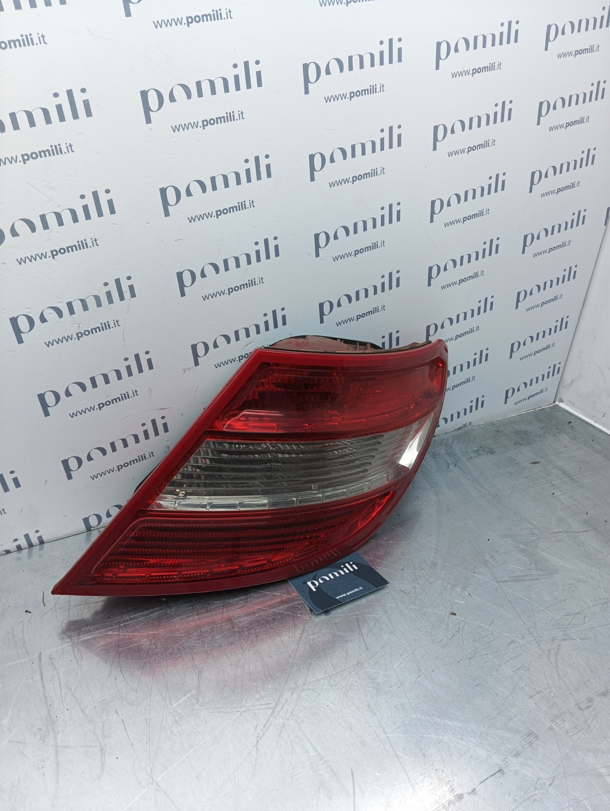 Pomili Fanaleria Mercedes Classe C300 fanale posteriore destro 2048200264R