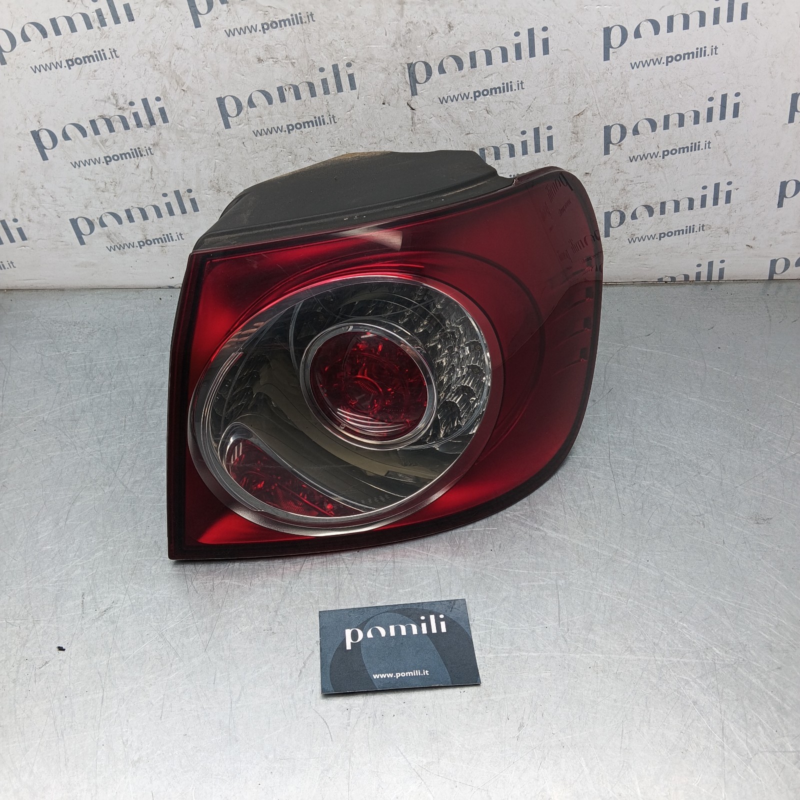Pomili Fanaleria 89034129 fanale posteriore destro Volkswagen Golf Plus usato