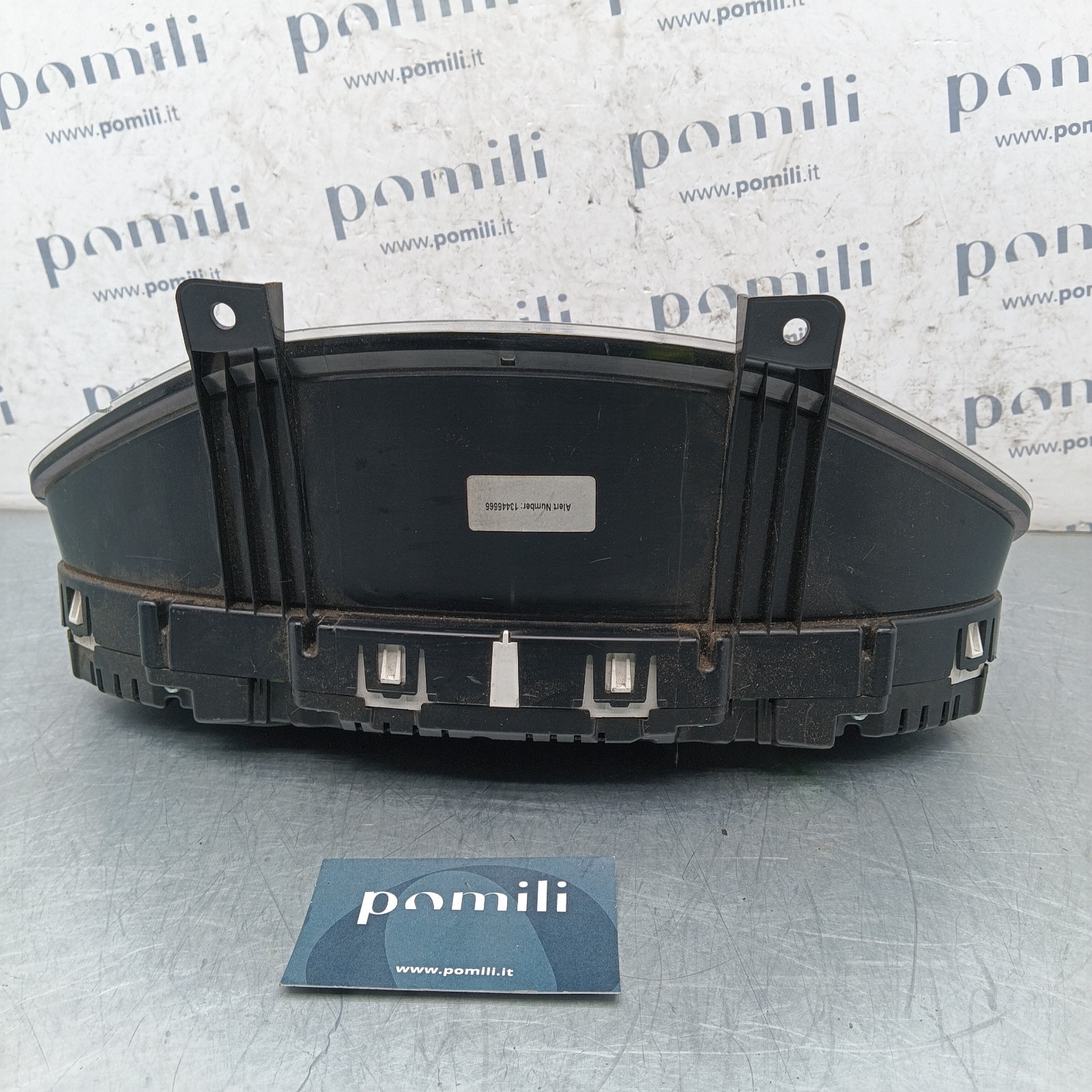 Pomili Rivestimenti interni e parti interne Quadro strumenti Ford Fiesta VII H1BT-10849-BAK usato