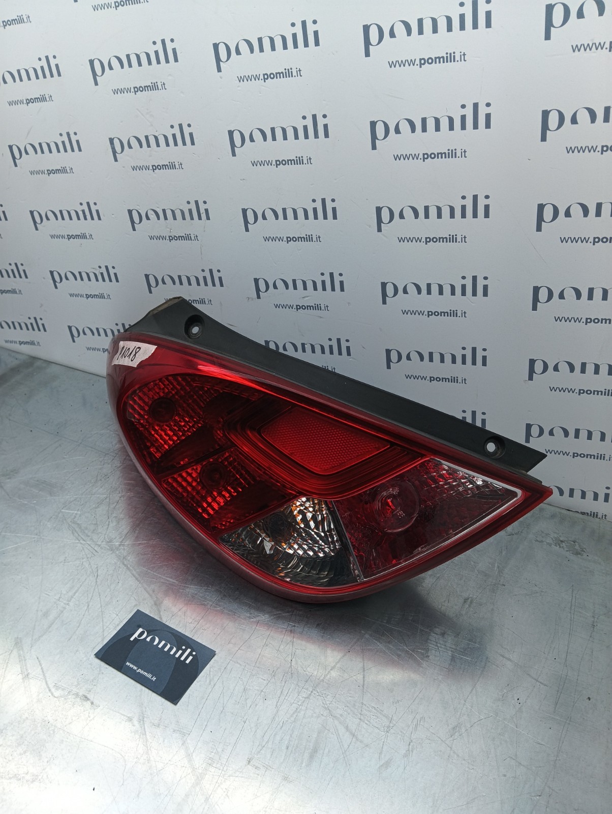 Pomili Fanaleria Hyundai i20 92401-4P500 fanale posteriore sinistro usato