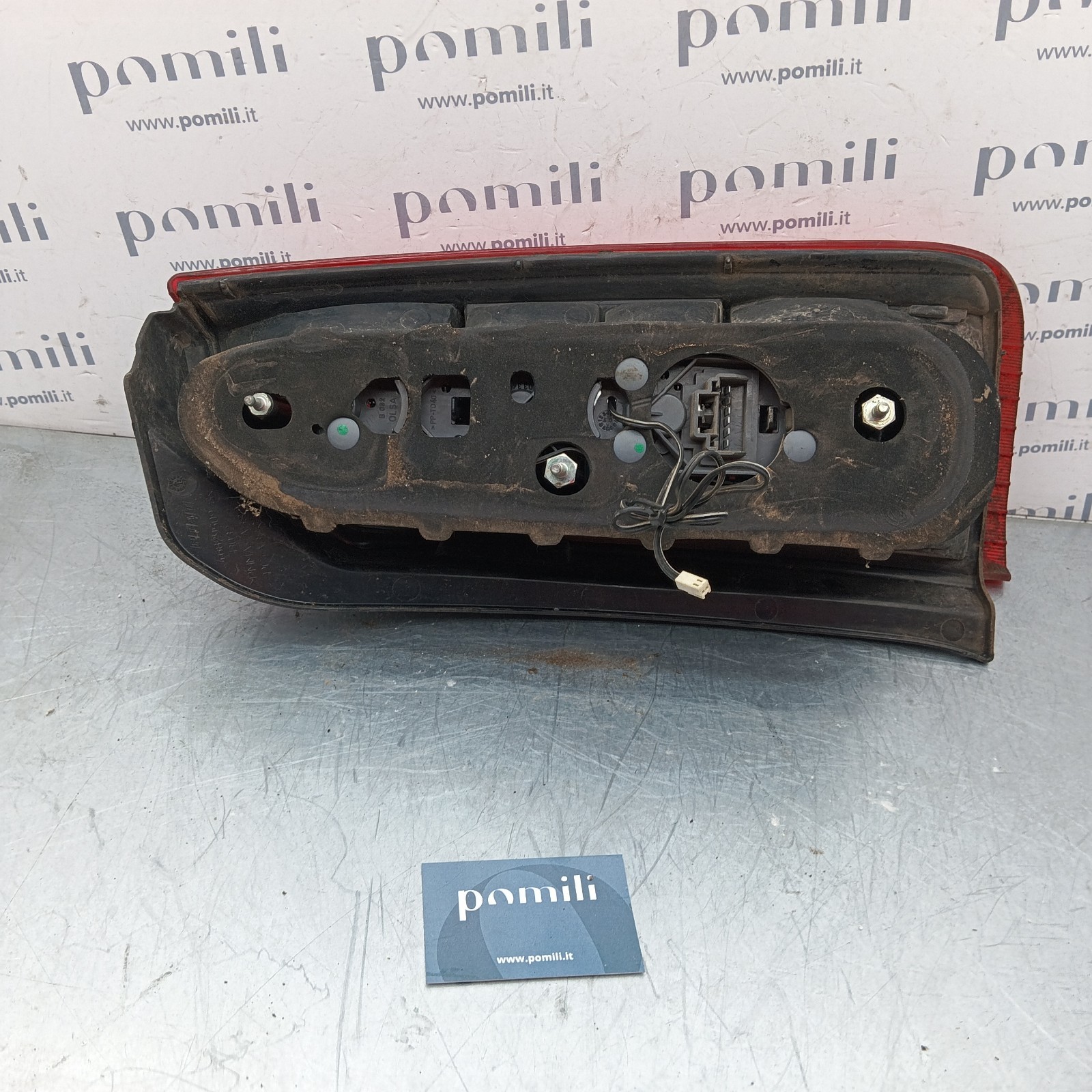Pomili Fanaleria Fanale posteriore sinistro Lancia Musa 46829509 alogeno usato
