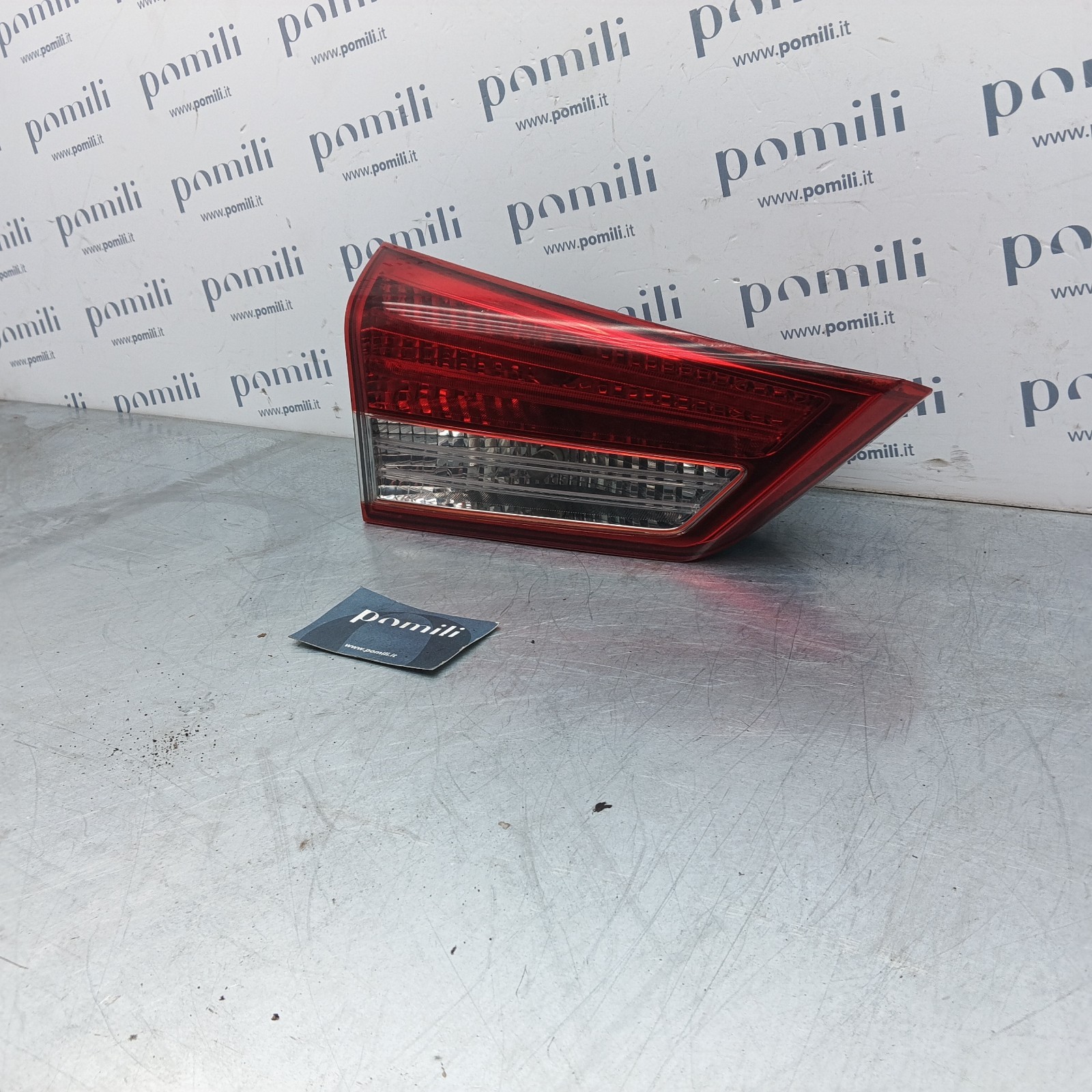 Pomili Fanaleria Fanale posteriore sinistro del portellone Hyundai Ix20 (2010-19) 92403-1K0 usato