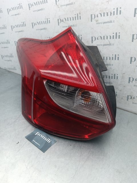 Pomili Fanaleria Fanale posteriore sinistro FORD FOCUS CB8 02/11-11/15