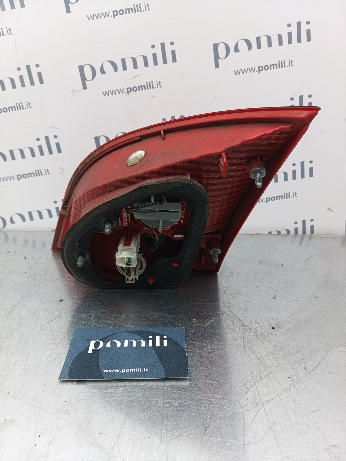 Pomili Fanaleria Fanale posteriore sinistro Kia Venga 92405-1P000 usato
