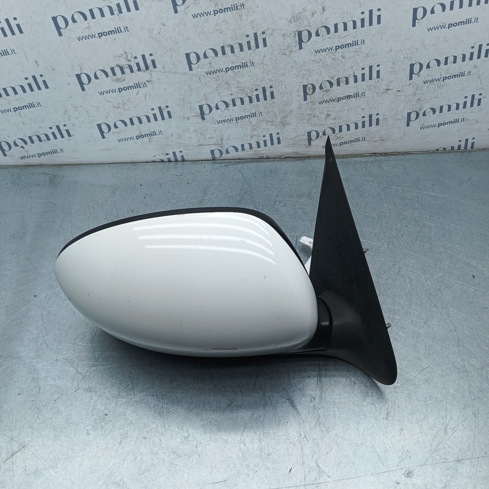 Pomili Cristalli Specchietto retrovisore Nissan Juke Z33201 destro usato