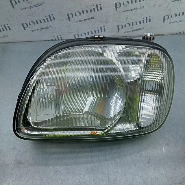 Pomili Fanaleria Micra K11 faro anteriore sinistro usato