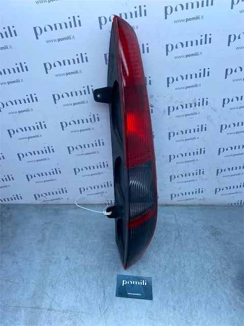 Pomili Fanaleria Ford Focus CAP fanale posteriore