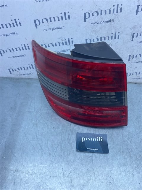 Pomili Fanaleria Mercedes-Benz Classe B T245 fanale posteriore esterno sinistro